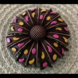 ALAN J. Vintage Enamel Daisy Brooch